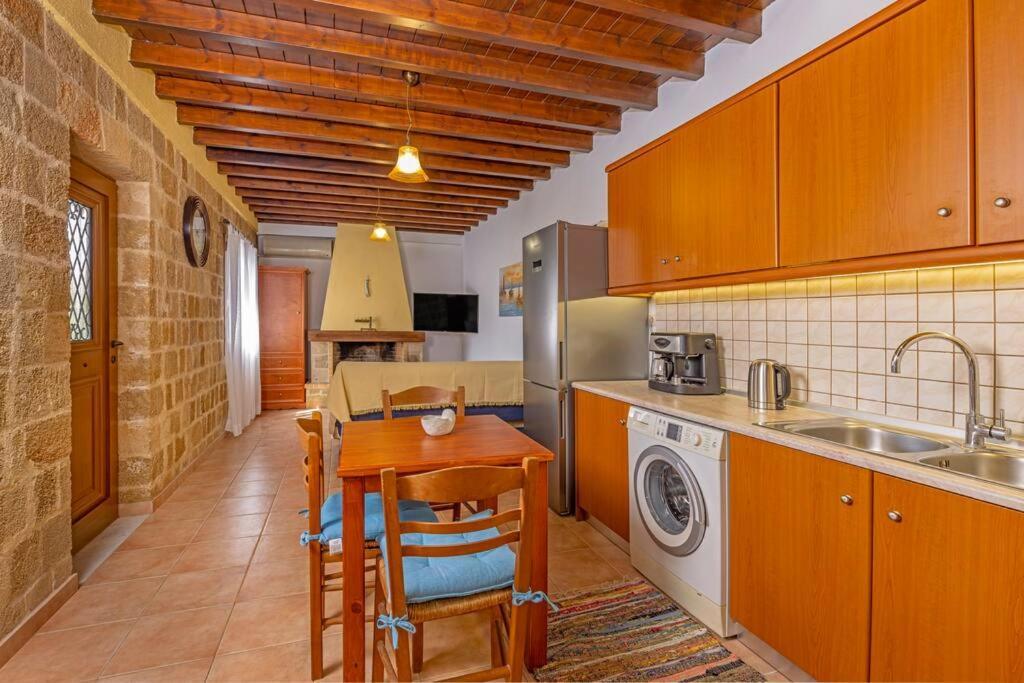 Margaritis Luxury Medieval House Rhodes City Εξωτερικό φωτογραφία